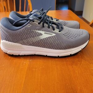 Brooks Gray Running Shoes